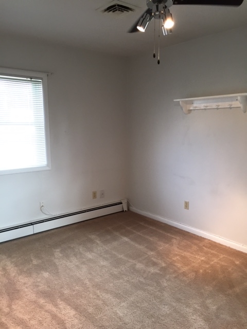 2573 Liberty Road Rochester, IN 46975 - Photo 10 of 22