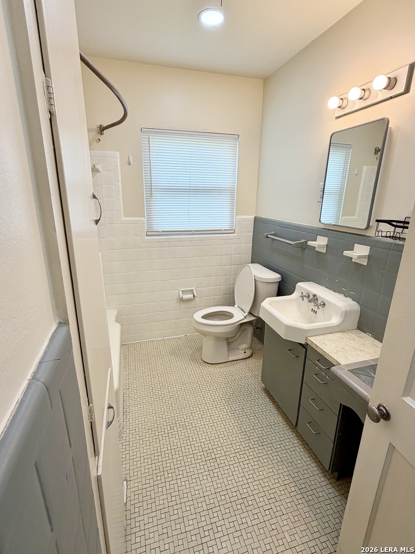 507 Exeter Road San Antonio, TX 78209 - Photo 14 of 18 Gallery Image 14