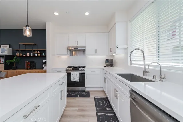 $938,000 | 2425 Villena Way, Placentia, CA 92870