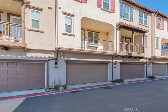 $938,000 | 2425 Villena Way, Placentia, CA 92870