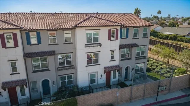 $938,000 | 2425 Villena Way, Placentia, CA 92870