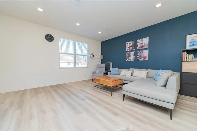 $938,000 | 2425 Villena Way, Placentia, CA 92870