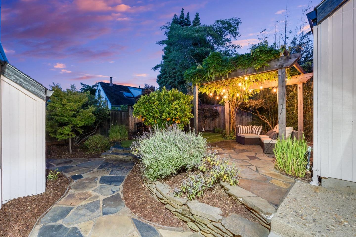 148 Promethean Way Mountain View, CA 94043 - Photo 30 of 45 a view of a back yard