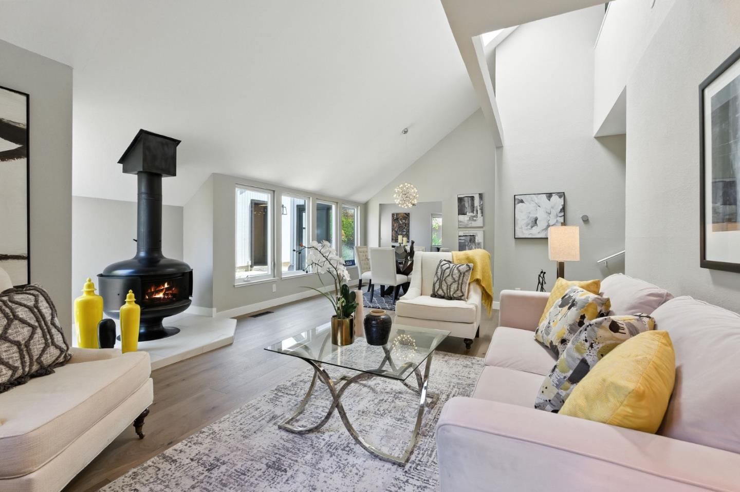 148 Promethean Way Mountain View, CA 94043 - Photo 6 of 45 a living room with furniture and a lamp