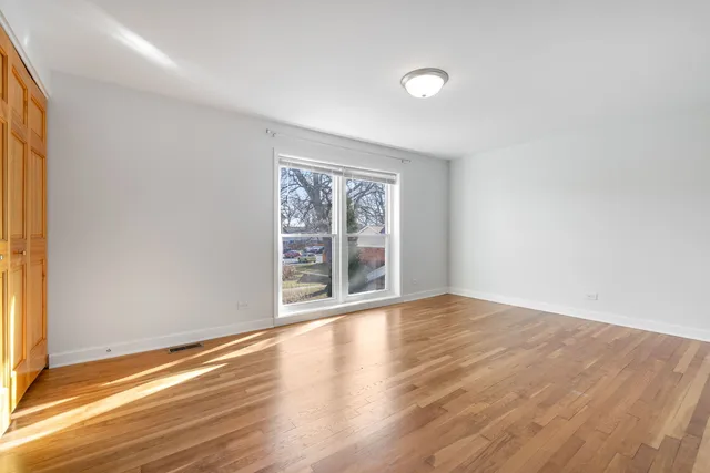 $1,950 | 3065 Kingston Court, Streamwood, IL 60107