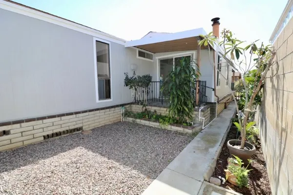 $280,000 | 1381 Harbor Lake Avenue, Unit 32, Brea, CA 92821