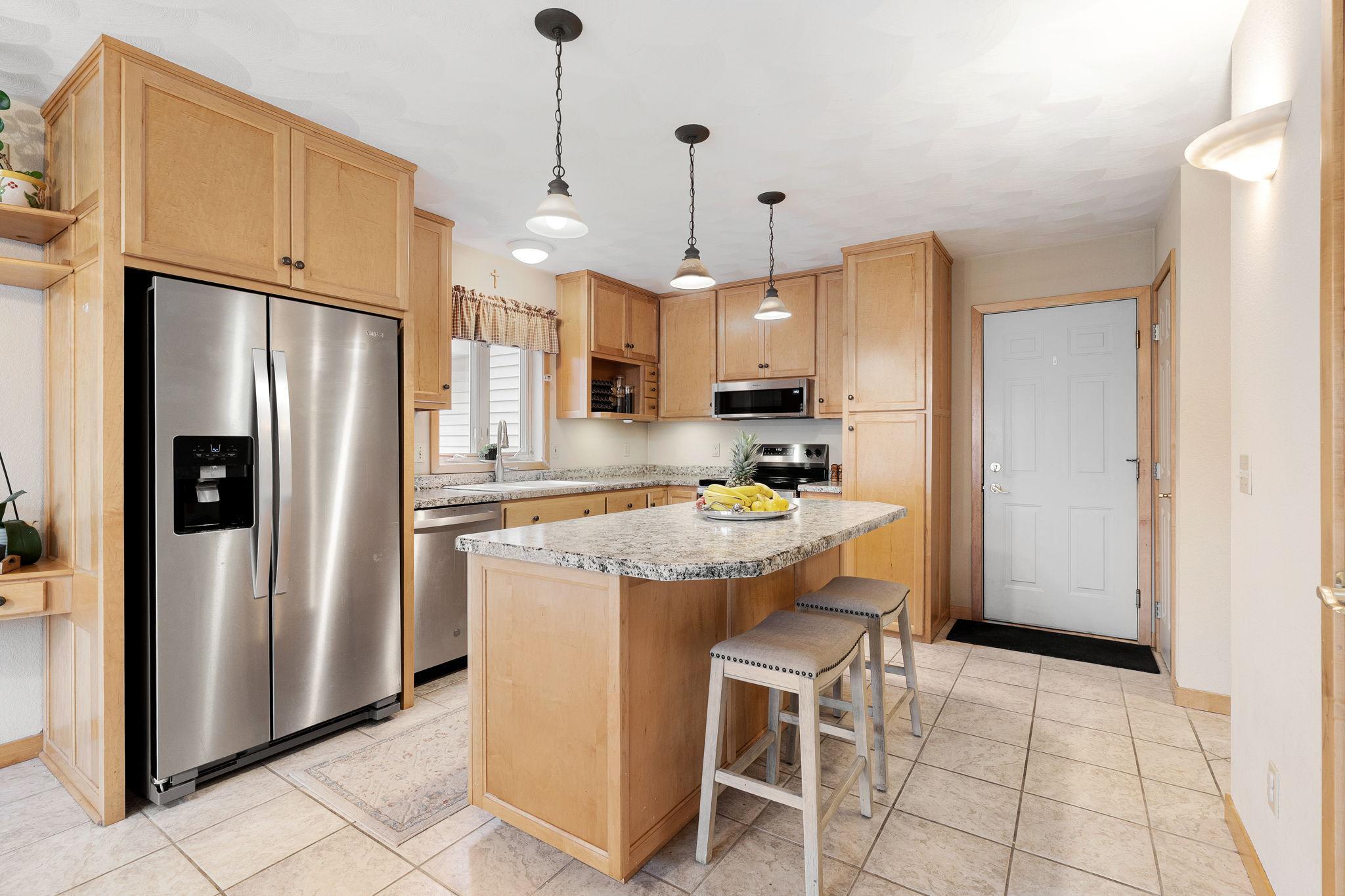 2050 Willow Ridge Place Northeast Owatonna, MN 55060 - Photo 5 of 46