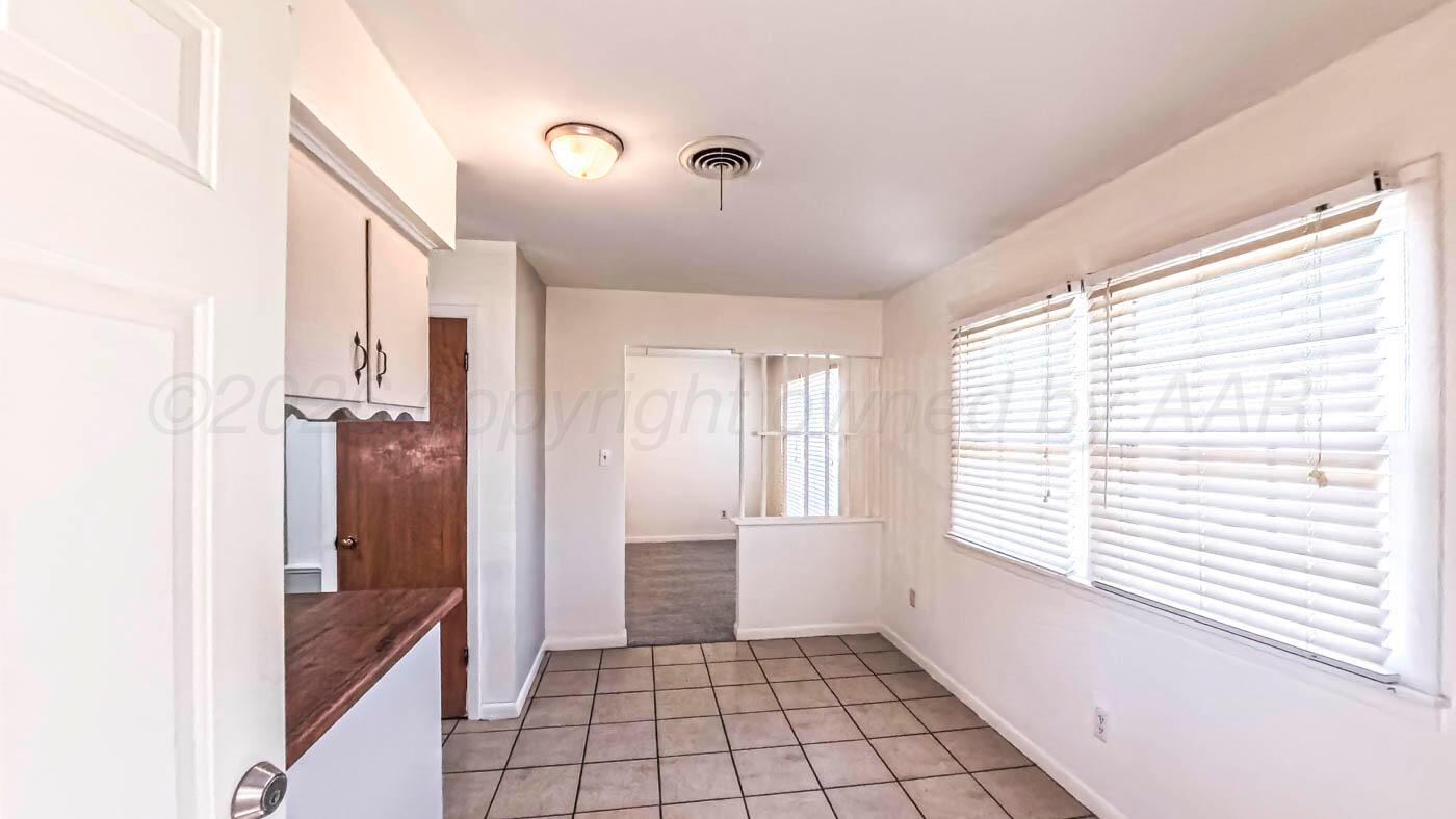 4604 South Bryan Street Amarillo, TX 79110 - Photo 11 of 24 Dining area