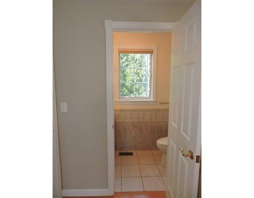 9 Pebble Beach Road Webster, MA 01570 - Photo 23 of 42