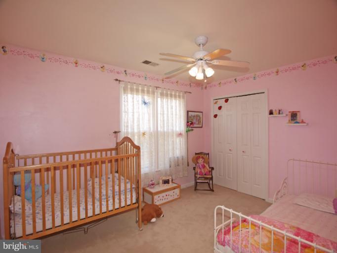 814 Bromley Street Silver Spring, MD 20902 - Photo 3 of 25 Bedroom 3