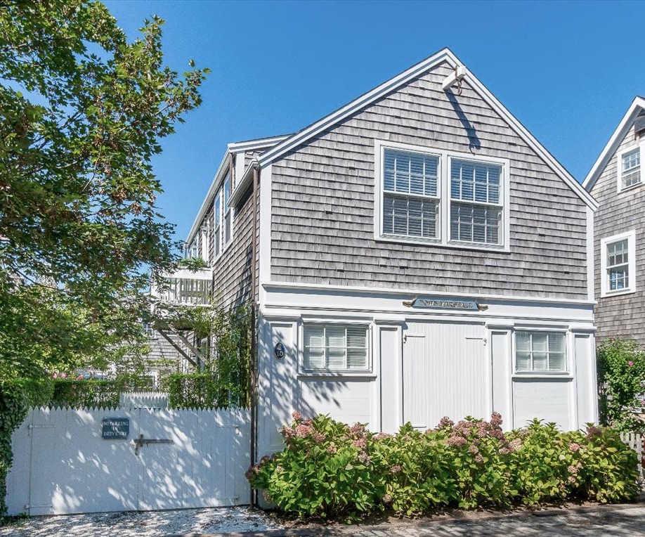 10 Still Dock Street Nantucket, MA 02554 - Photo 1 of 36 Gallery Image 1
