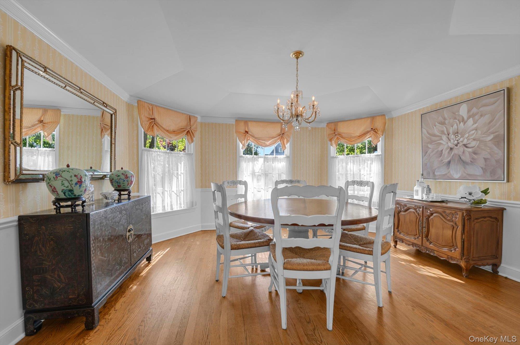 86 Summit Road Port Washington, NY 11050 - Photo 10 of 27 Gallery Image 10