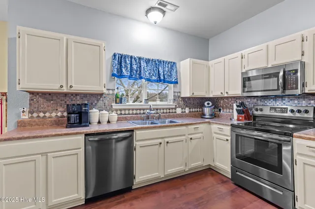 $435,000 | 223 Eagle Creek Road, Moyock, NC 27958