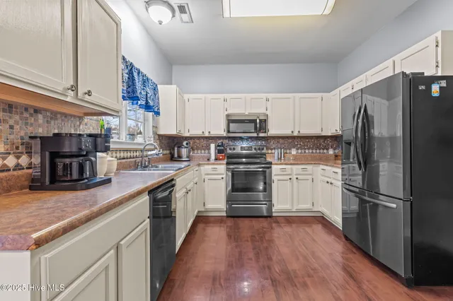 $435,000 | 223 Eagle Creek Road, Moyock, NC 27958