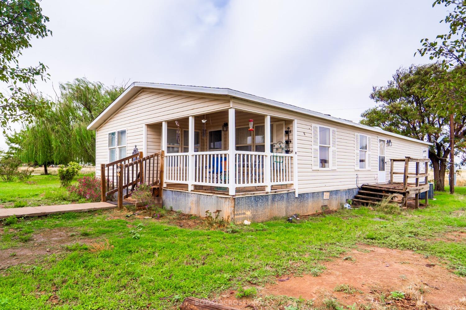 1412 North County Rd 1300  