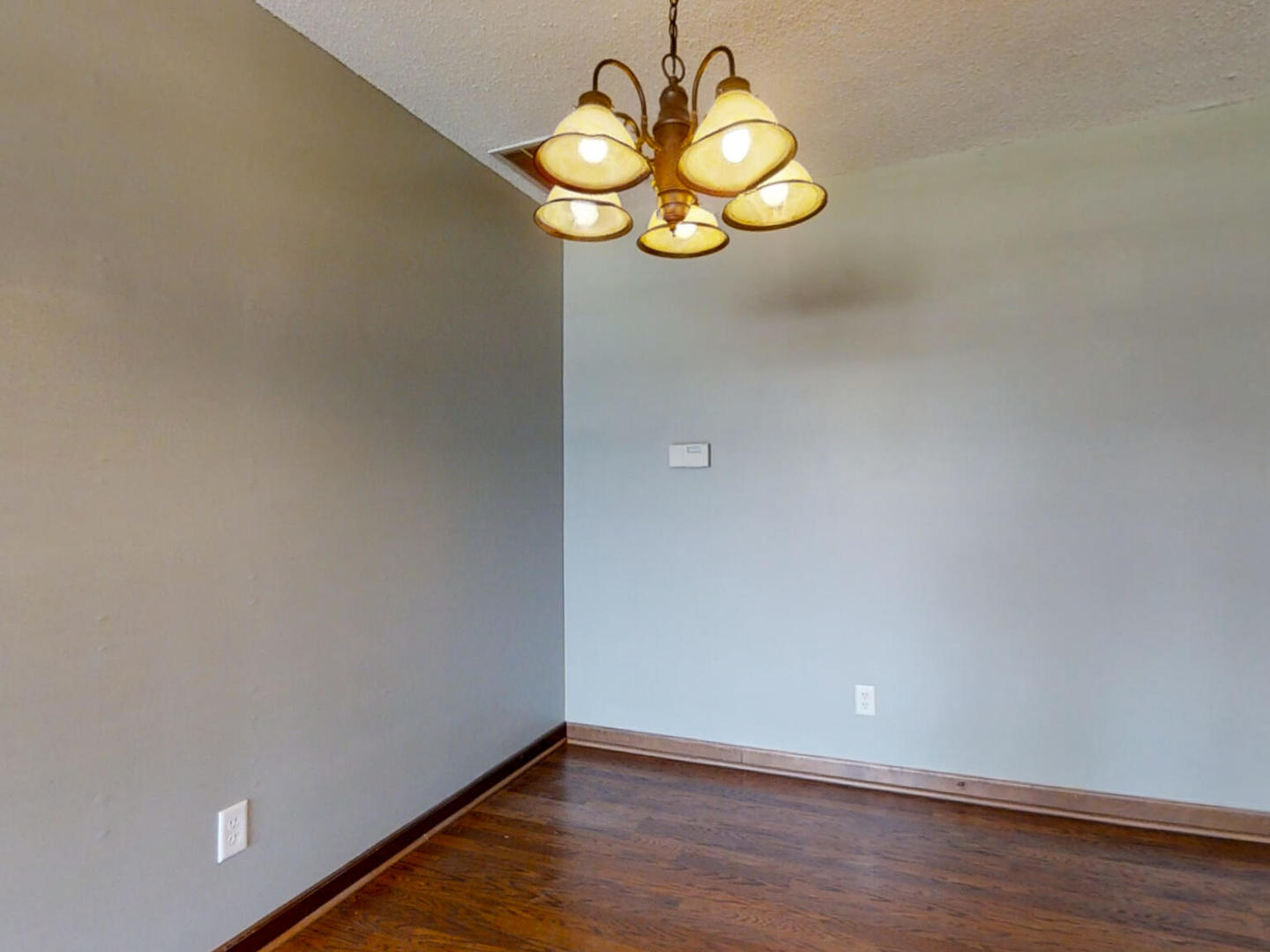 2308 Sumac Drive Champaign, IL 61821 - Photo 5 of 45