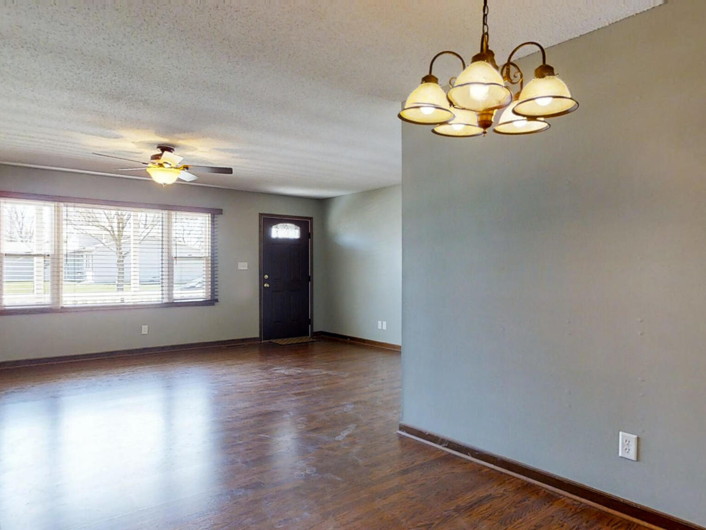 2308 Sumac Drive Champaign, IL 61821 - Photo 6 of 45