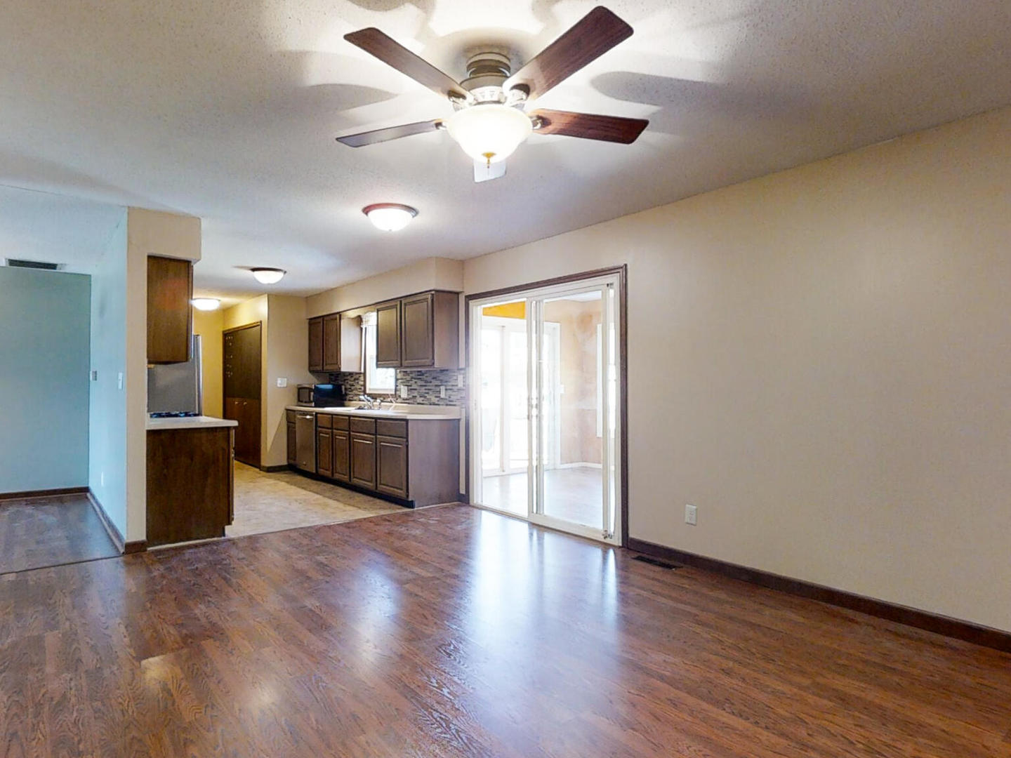 2308 Sumac Drive Champaign, IL 61821 - Photo 8 of 45