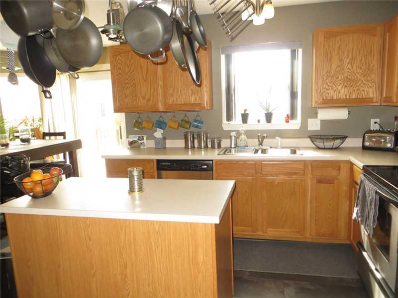 944 Needle Ridge Lane Brownsburg, IN 46112 - Photo 5 of 20 Gallery Image 5