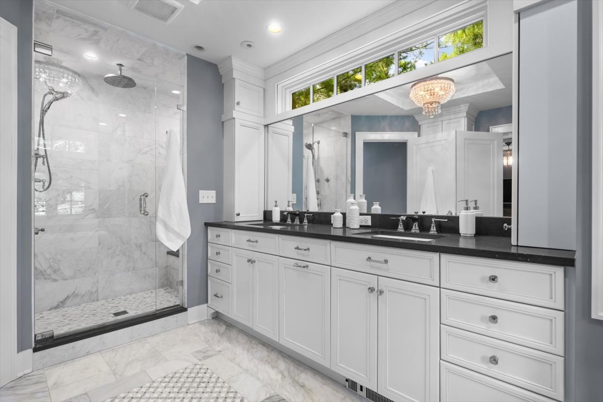 1137 Locust Road Wilmette, IL 60091 - Photo 25 of 63 Gallery Image 25