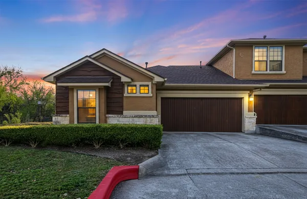 $400,000 | 6705 Covered Bridge Drive, Unit 8, Austin, TX 78736