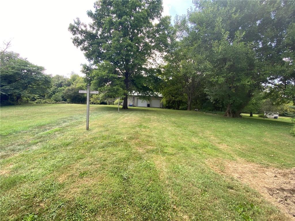 6214 Hickory Road Indianapolis, IN 46259 - Photo 15 of 19 Gallery Image 15