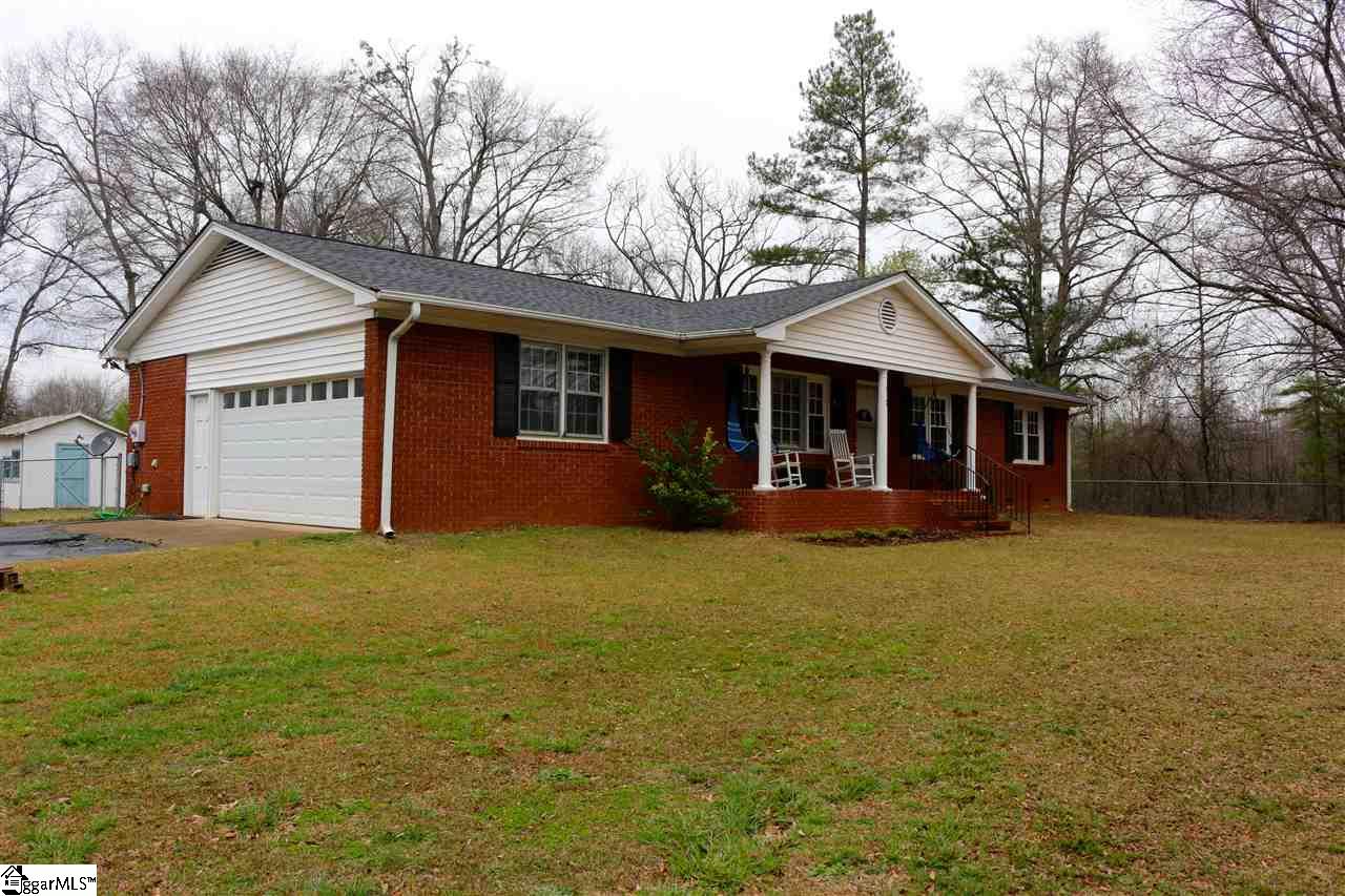 512 Pine Ridge Road Duncan, SC 29334 - Photo 2 of 28 Gallery Image 2
