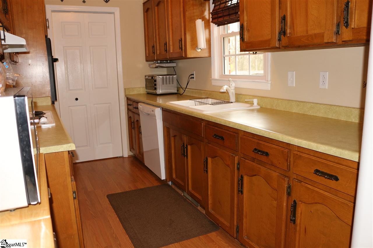 512 Pine Ridge Road Duncan, SC 29334 - Photo 14 of 28 Gallery Image 14