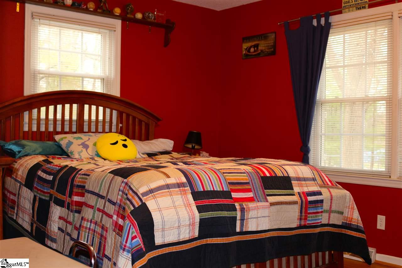 512 Pine Ridge Road Duncan, SC 29334 - Photo 17 of 28 Gallery Image 17