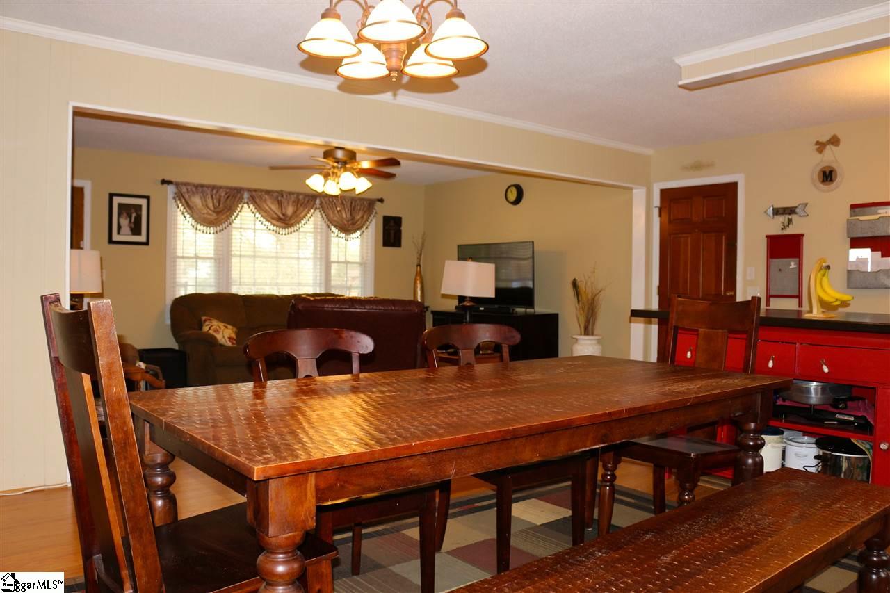 512 Pine Ridge Road Duncan, SC 29334 - Photo 10 of 28 Gallery Image 10