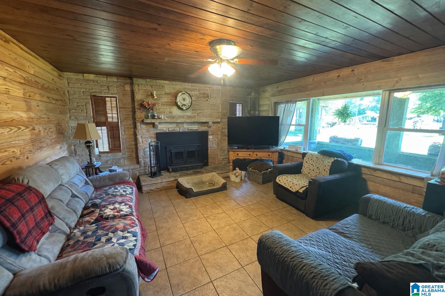 9871 Simpson Avenue Quinton, AL 35130 - Photo 3 of 16