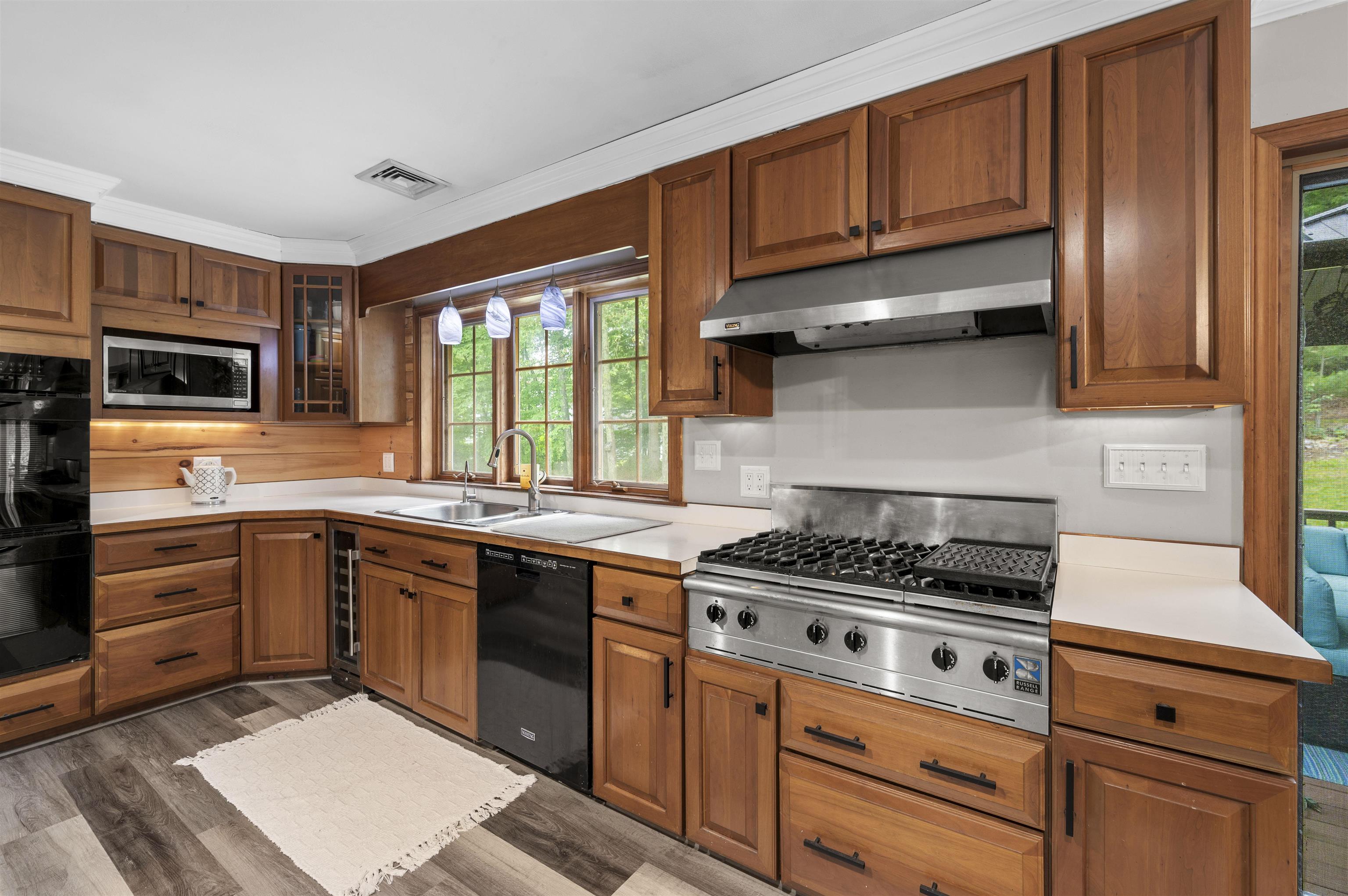 2 Ridgewood Drive Kingston, NH 03848 - Photo 11 of 49 Gallery Image 11