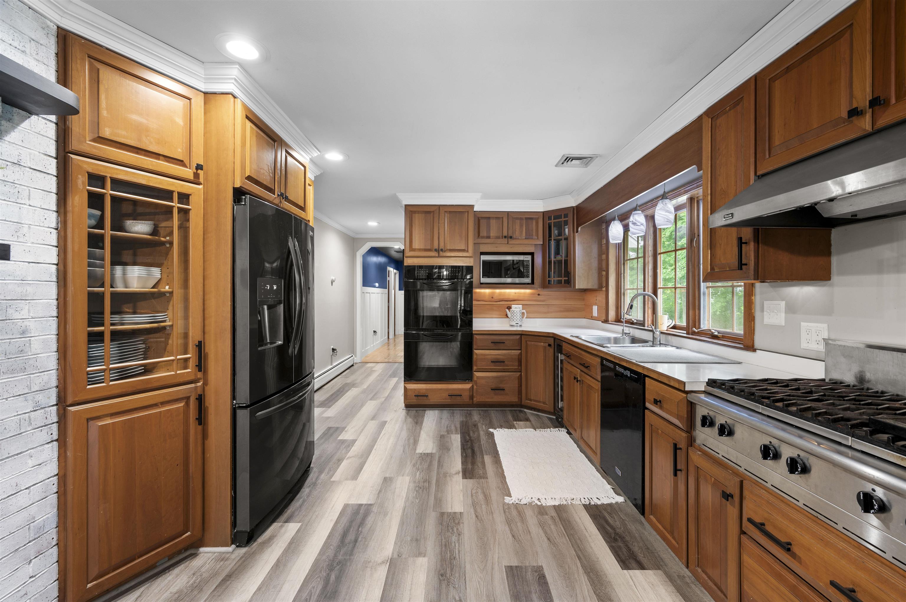 2 Ridgewood Drive Kingston, NH 03848 - Photo 10 of 49 Gallery Image 10