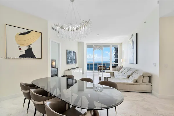 $10,000 | 16001 Collins Avenue, Unit 3507, Sunny Isles Beach, FL 33160