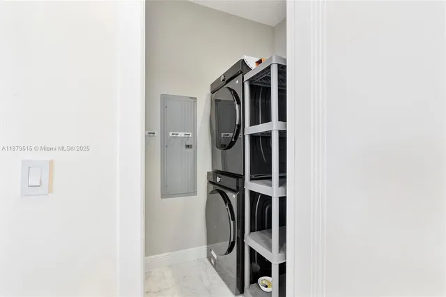 $10,000 | 16001 Collins Avenue, Unit 3507, Sunny Isles Beach, FL 33160