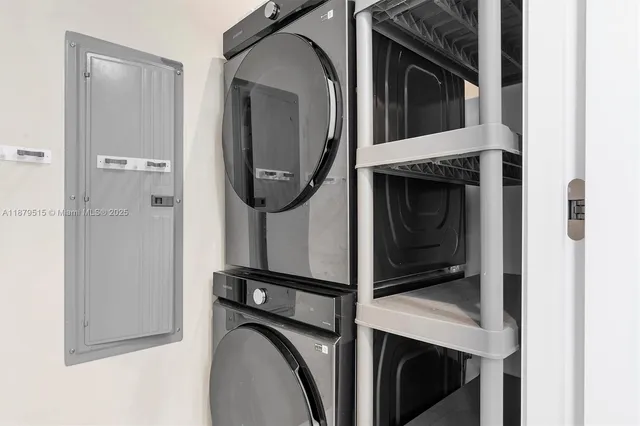 $10,000 | 16001 Collins Avenue, Unit 3507, Sunny Isles Beach, FL 33160