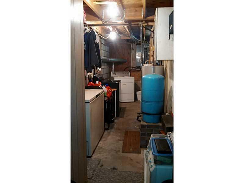 19 Blue Road Monmouth, ME 04259 - Photo 34 of 35 Basement. basement with laundry area