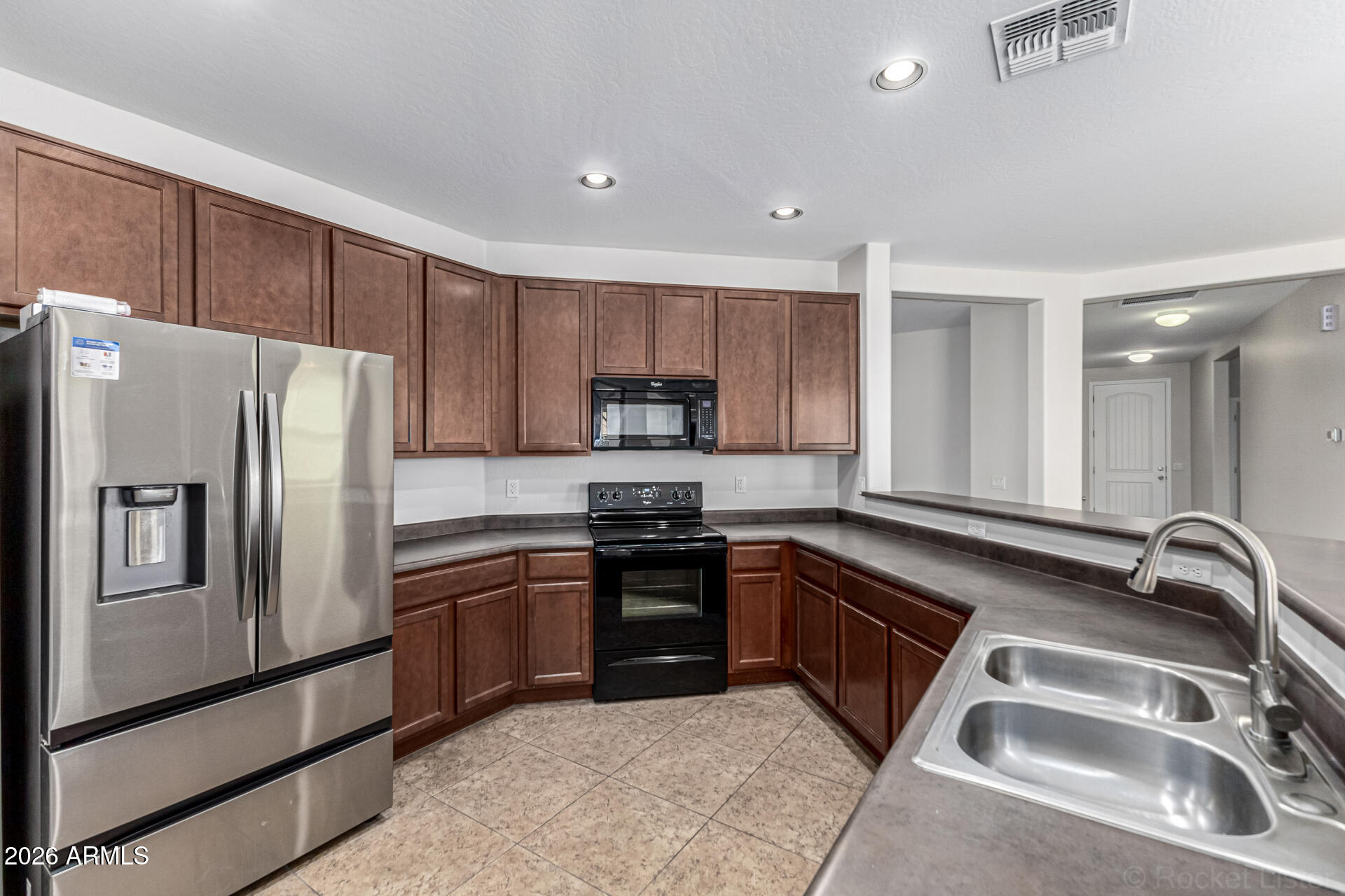 4144 East Devon Drive Gilbert, AZ 85296 - Photo 9 of 31 7 - Devon