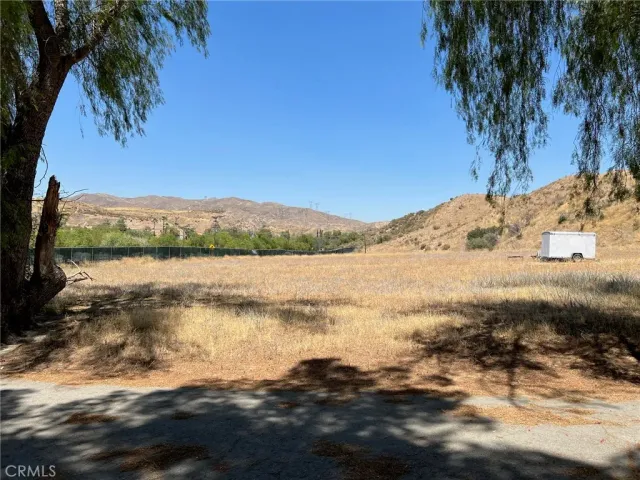 a view of a wooden fence