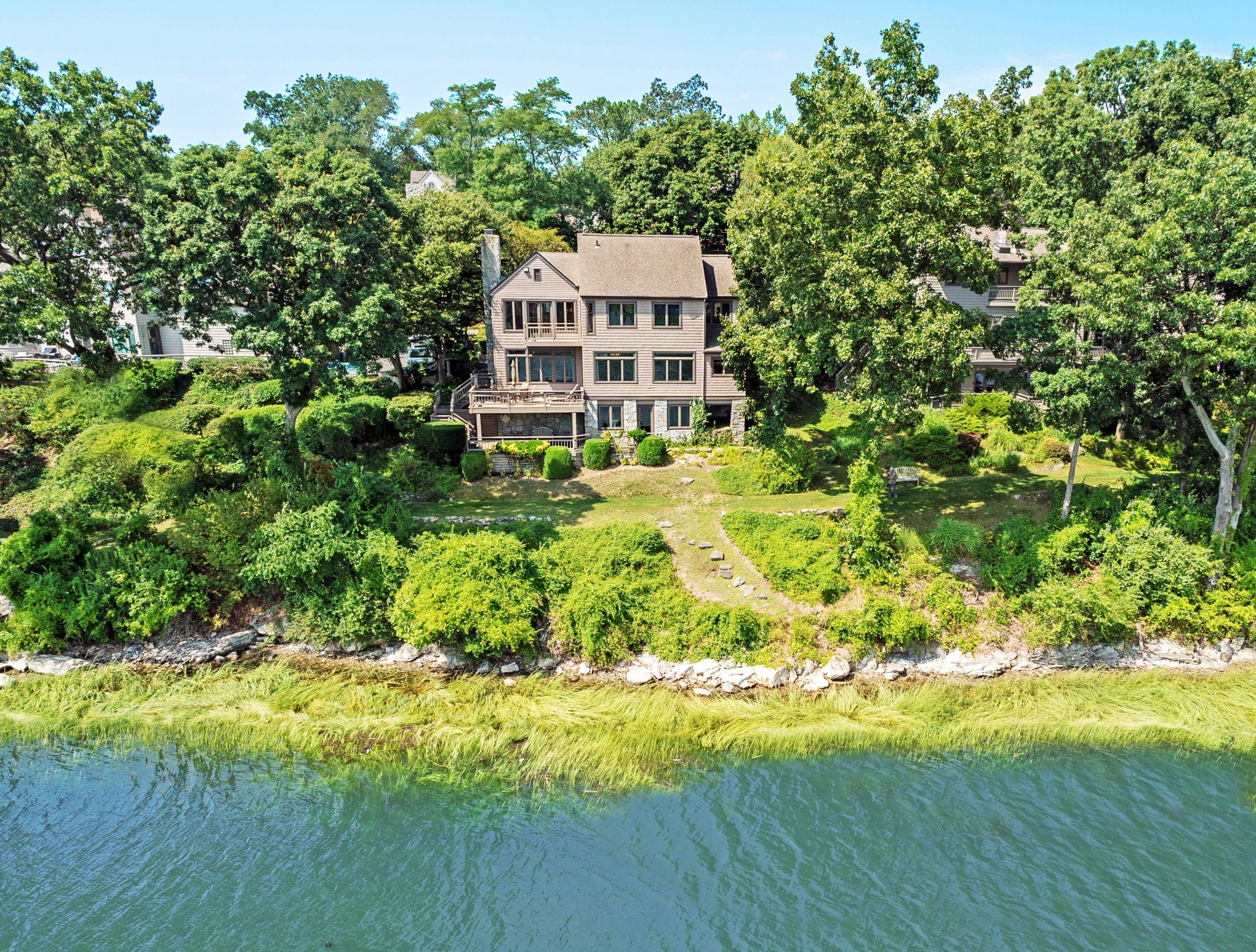 17 Thomas Place Rowayton, CT 06853 - Photo 2 of 37 a view of a house with a yard