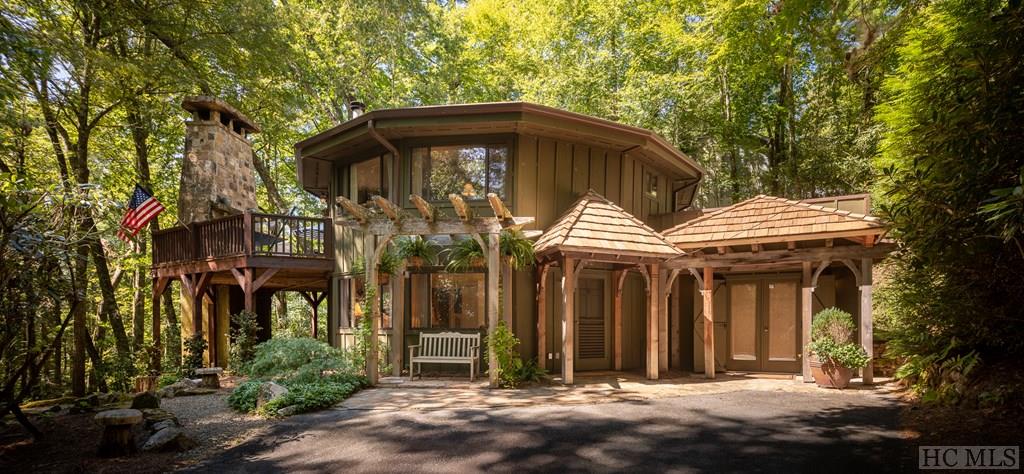 200 Holt Knob Road Highlands, NC 28741 - Photo 2 of 21 Gallery Image 2