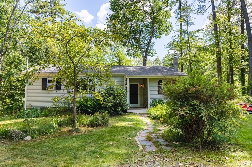 86 Valley Road Lunenburg, MA 01462 - Photo 2 of 34