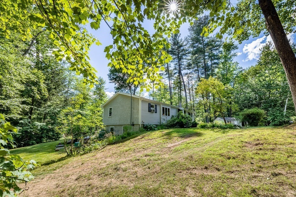 86 Valley Road Lunenburg, MA 01462 - Photo 4 of 34