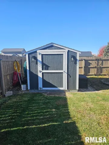 $405,000 | 4501 West 14th Street, Davenport, IA 52804