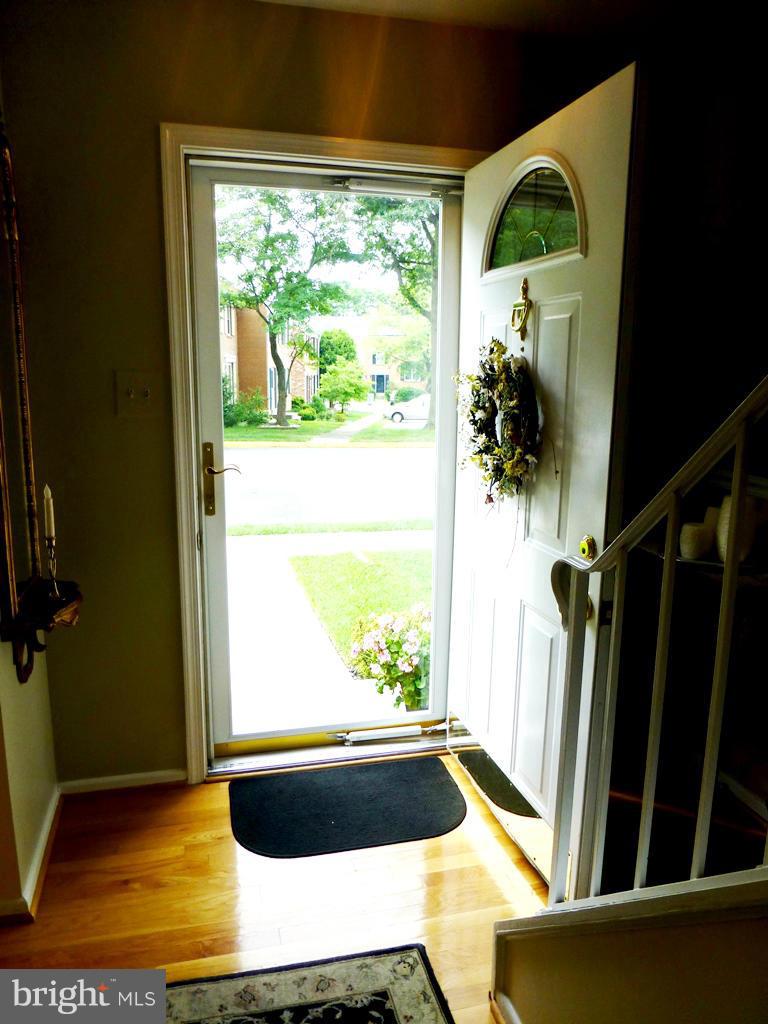 7719 Durer Court Springfield, VA 22153 - Photo 2 of 30 Interior (General)