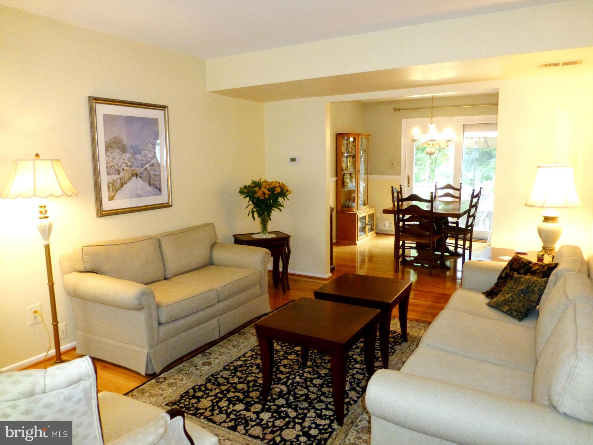 7719 Durer Court Springfield, VA 22153 - Photo 17 of 30 Living Room