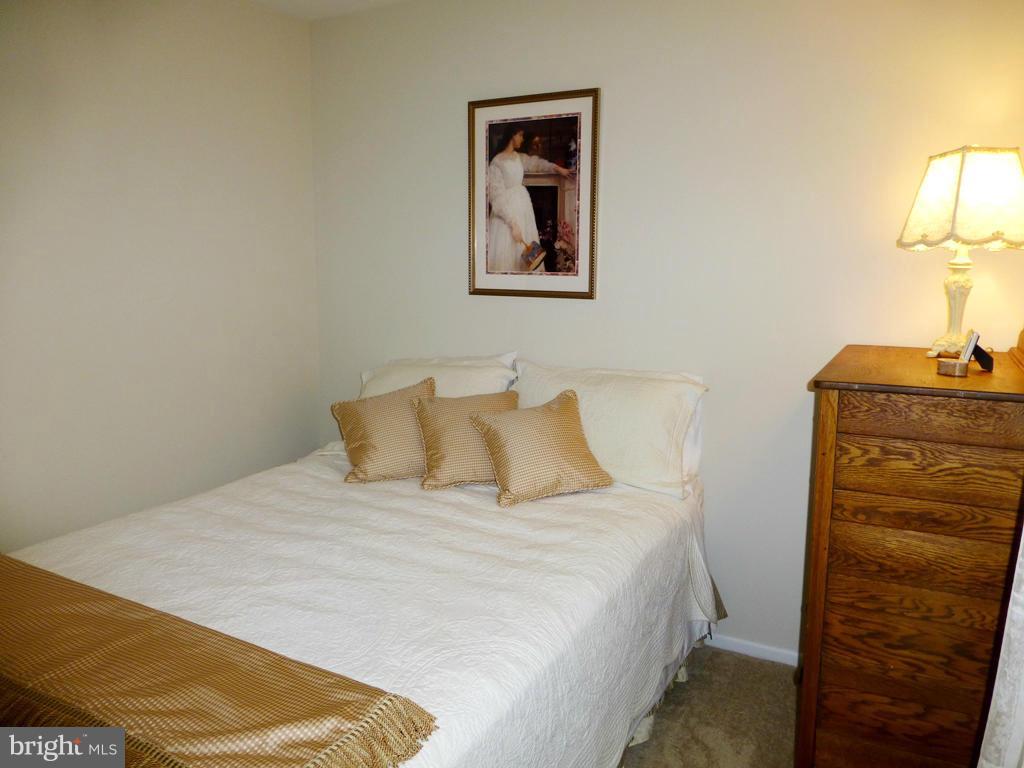 7719 Durer Court Springfield, VA 22153 - Photo 24 of 30 Bedroom