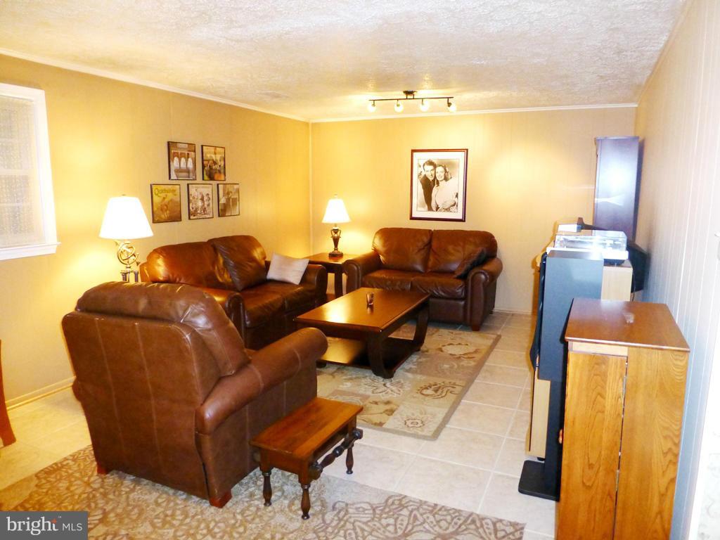 7719 Durer Court Springfield, VA 22153 - Photo 27 of 30 Family Room