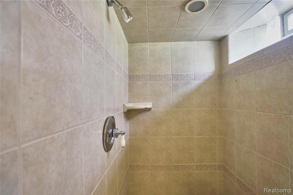 1430 Devonshire Road Grosse Pointe Park, MI 48230 - Photo 81 of 85