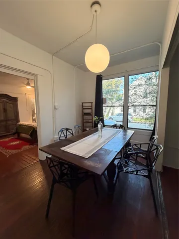 $2,450 | 402 Hyde Park Boulevard, Unit 4, Houston, TX 77006